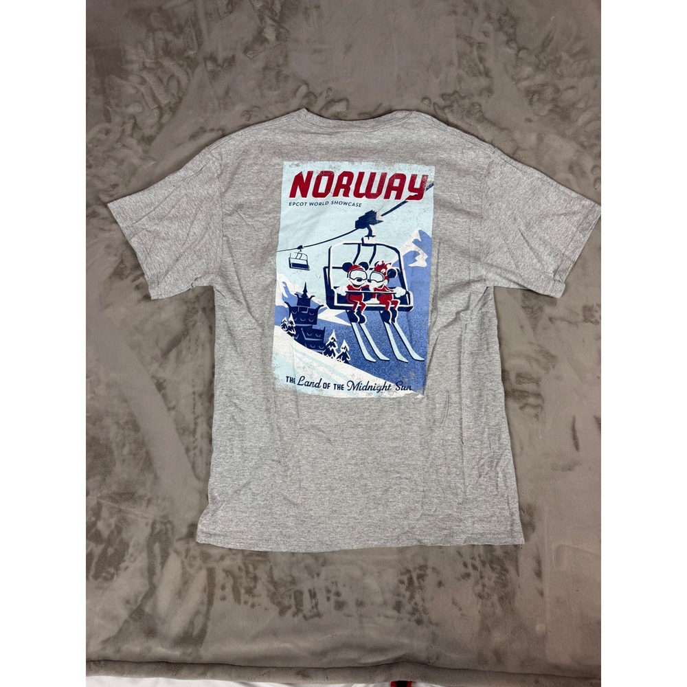 Disney Epcot World Showcase Norway Mickey Minnie Ski Lift Gray T-Shirt Medium